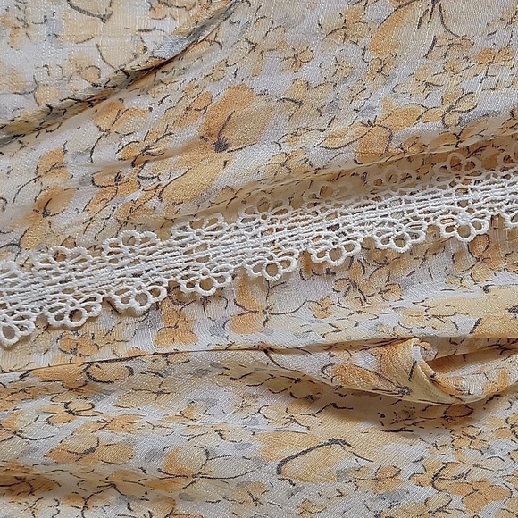 Adrienne Vittadini floral print top - Picture 4 of 8